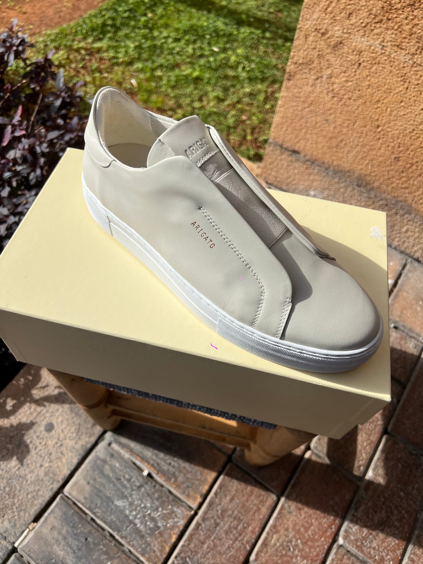 Axel Arigato Laceless Leather