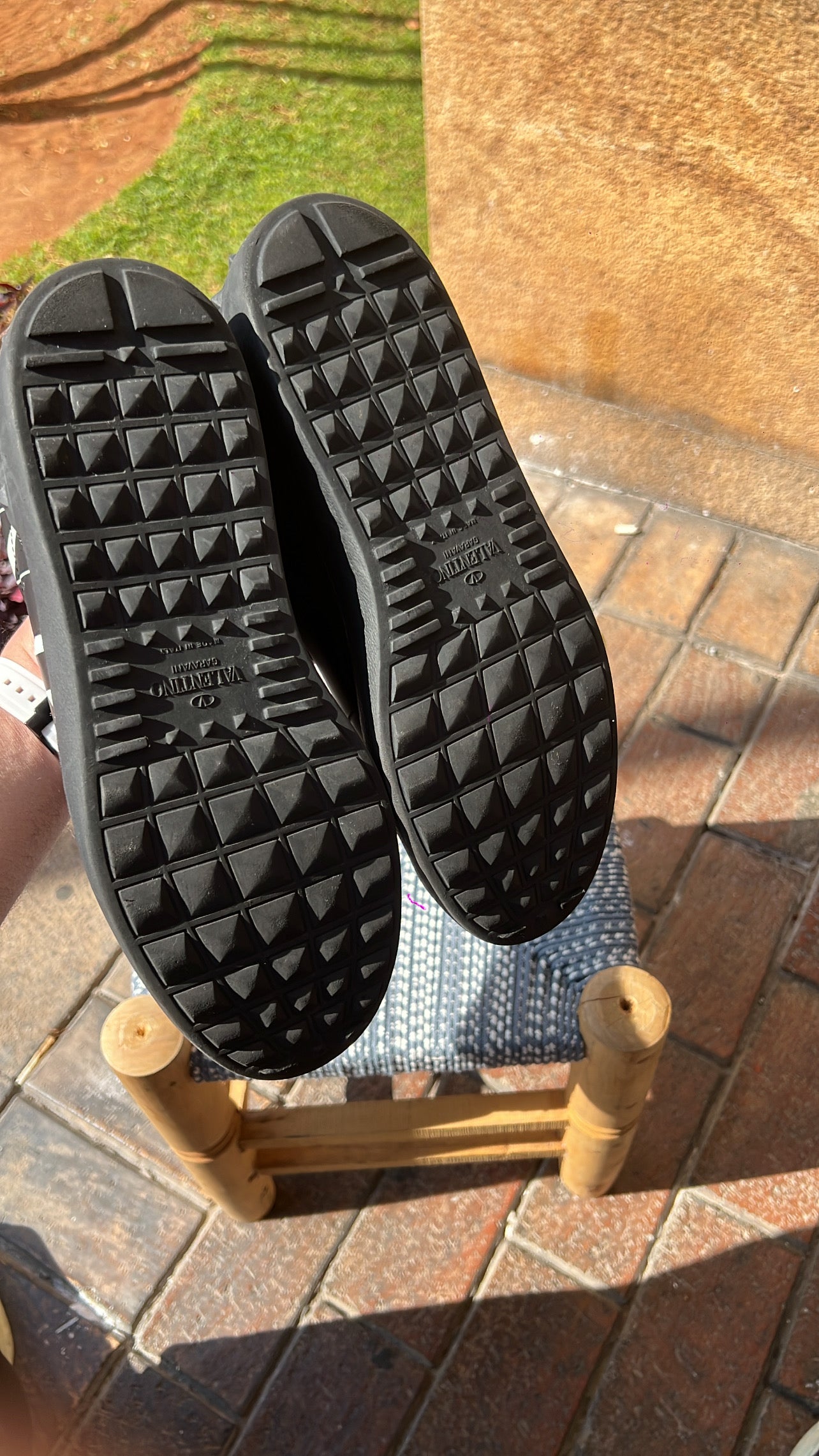 Valentino Black/White VLTN