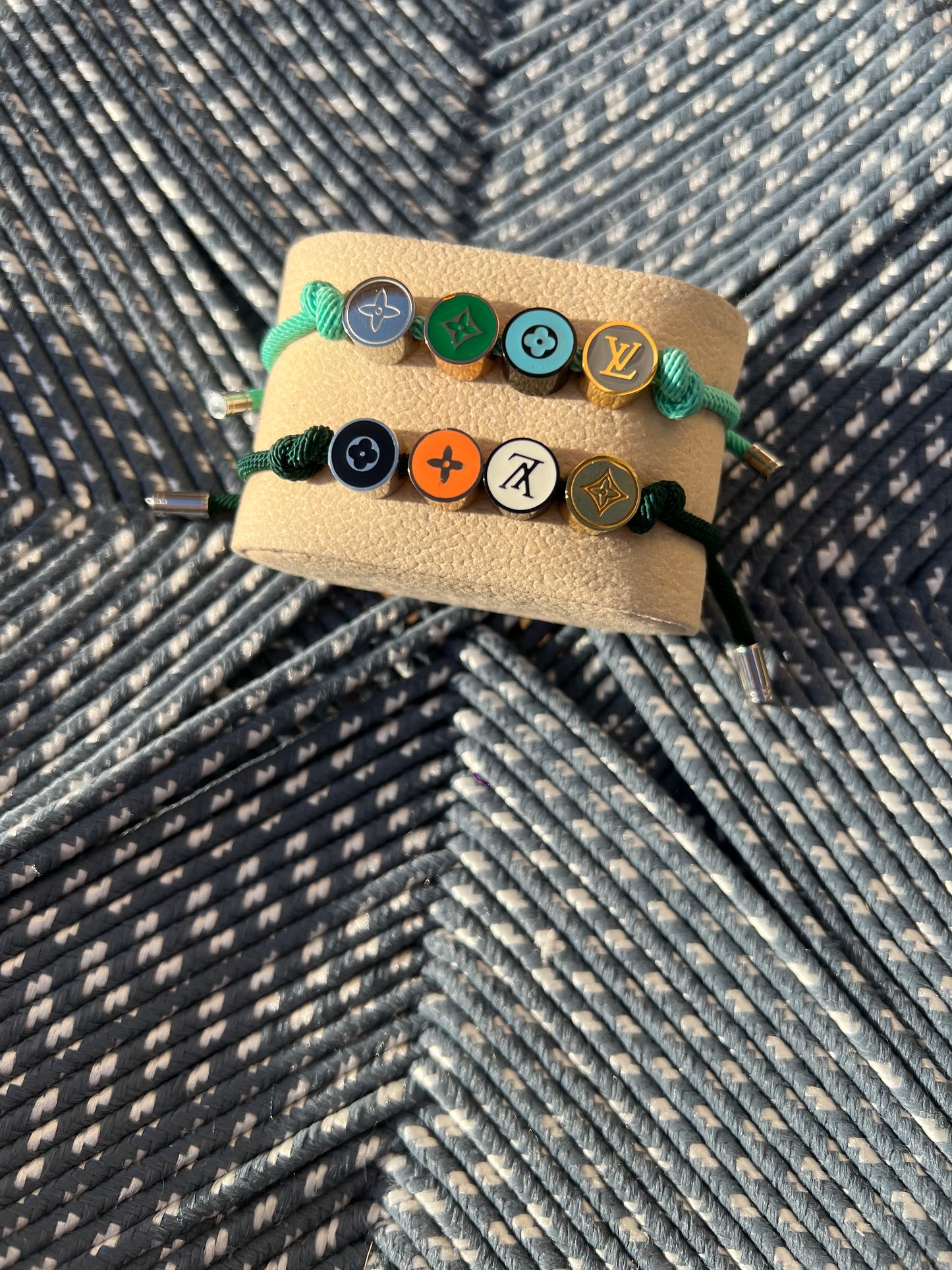 LOUIS VUITTON BEADS
VIRGIL ABLOH COLLECTION